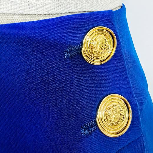 C系列——定制—都市力量—摩登新潮、衣橱必备修身金扣喇叭裤 2404004 商品图4