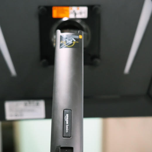 亚马逊自营Amazon basics 12KG美国加强标准显示器支架/桌面安装 商品图5