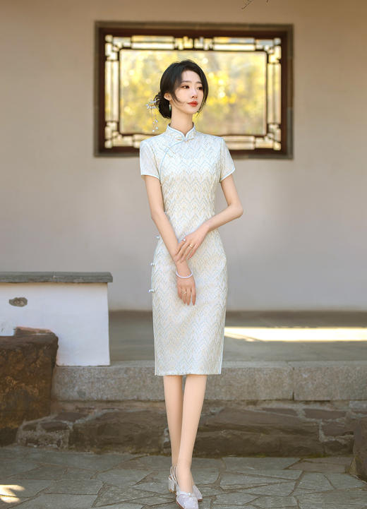 2024夏季年轻气质短袖蕾丝复合中长日常淑女修身旗袍ZA- 82295 商品图5