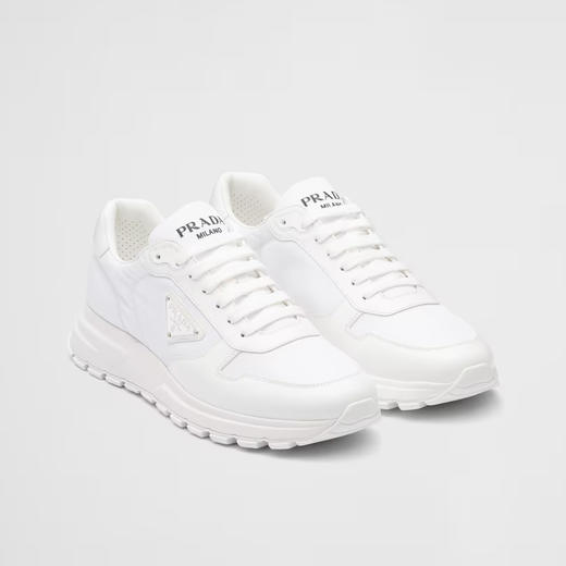 【二】PRADA 普拉达 男士珐琅三角形徽标休闲运动鞋 白色 2EE369 3LF5 F0009 商品图0