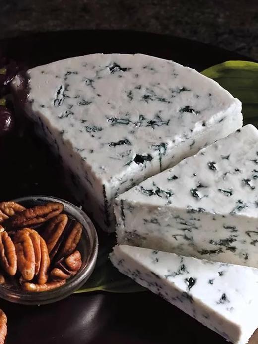 【中欧班列精选】丹麦进口贝斯隆玛门/德宝蓝纹干酪100g 商品图9