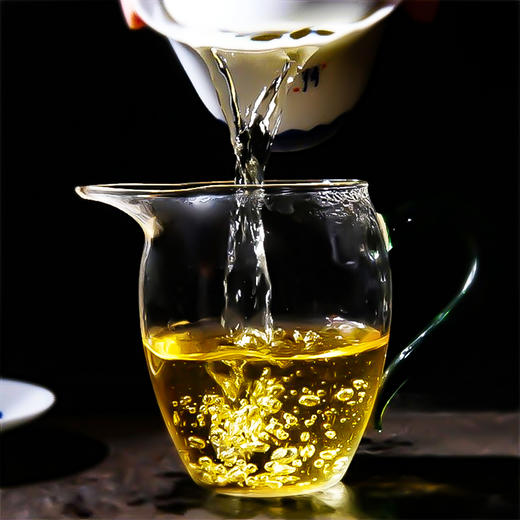 2024年明前春茶《困鹿山》核心产区大树茶醇料普洱生茶饼100克 商品图4