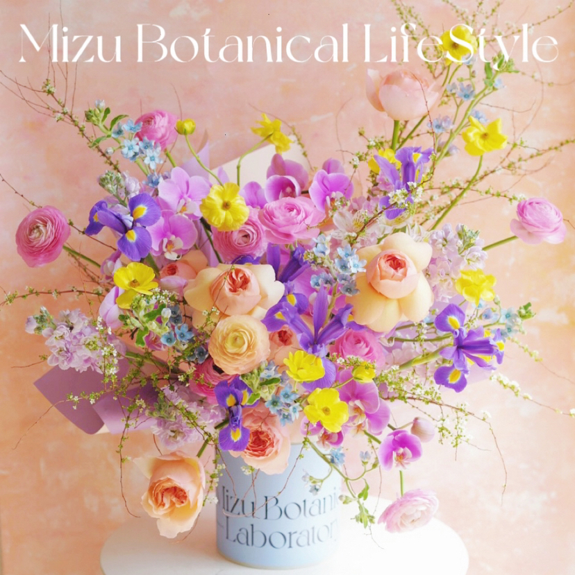 / 季 节 繁 花 抱 抱 桶 / （当日随机花材 如图片效果）