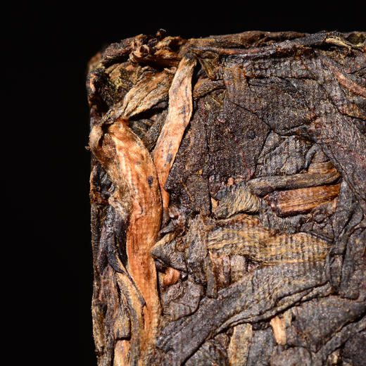 大益老书记【余正才-老知青砖】余正才老人物回忆系列，老配方，老茶，老滋味，老历史！茶气十足，喝完就发汗！250g/砖2013年 商品图5