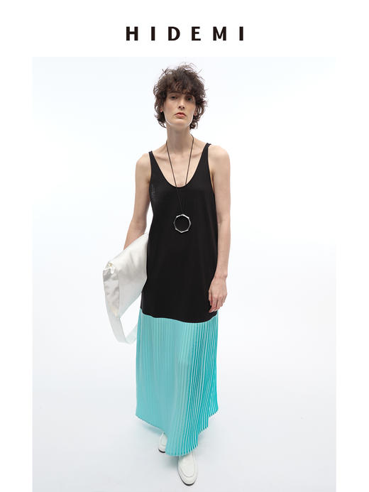 HIDEMI 极简拼接百褶圆领背心连衣裙 商品图7