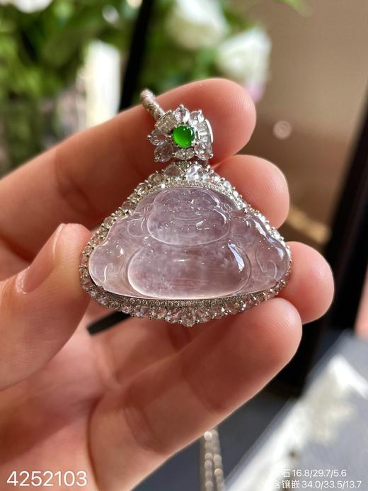 4252103，玻璃佛公吊坠。具体价格微信咨询 商品图0