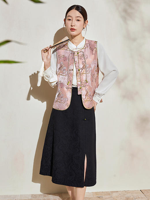 【年货节】熙世界国风花鸟提花马甲高级感流苏玉石盘扣新中式无袖坎肩背心 商品图2