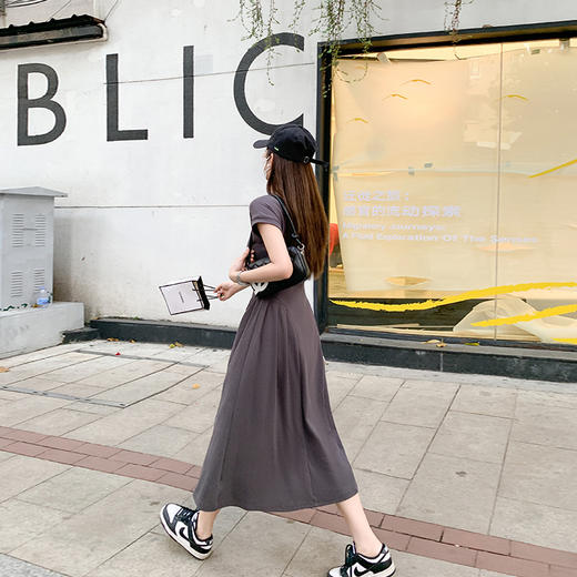 <曾小咸推荐> 【自带气质感】灰色连衣裙 商品图4