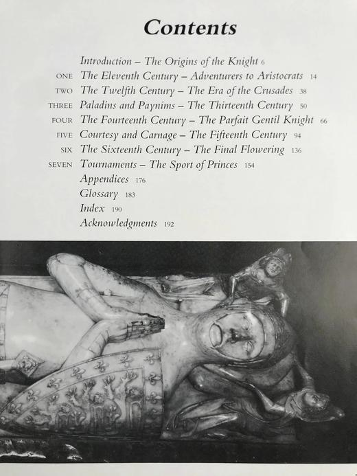 中世纪骑士兵器与铠甲图史（1988） 数百幅插图 精装大16开 商品图5