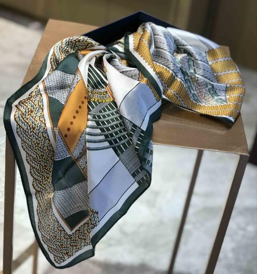 优品堂【迷缀】70x70桑蚕丝方巾 商品图7