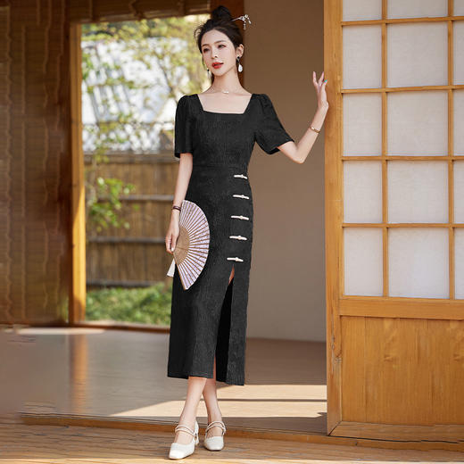 WY62509夏季上新气质时尚新中式名媛风小众设计高级感提花方领连衣裙 商品图2