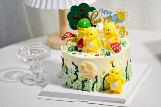 【小奶龙蛋糕】动物奶油、新鲜水果夹心、戚风蛋糕胚；小朋友喜欢的、呆萌可爱又机灵~ 商品图1