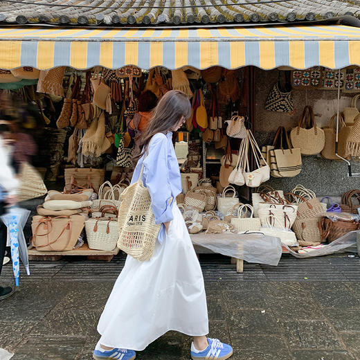 <曾小咸推荐> 【街头漫步】蓝色衬衫+背心半裙套装 商品图2