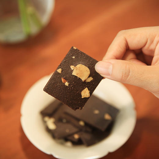 布朗尼脆皮饼干坚果脆片巧克力摩卡休闲零食70g/袋 组合 商品图3