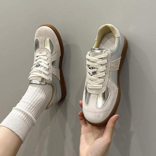 【耐脏易打理 透气软弹不累脚 35-44码】情侣款德训鞋 商品图4