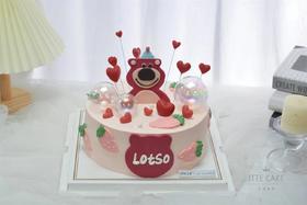 【草莓熊】动物奶油、新鲜草莓夹心、戚风蛋糕胚；每一天都充满惊喜，你是我的小甜心，爱你不分朝夕~