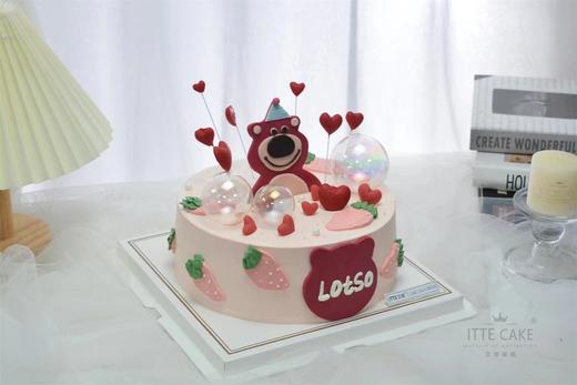 【草莓熊】动物奶油、新鲜草莓夹心、戚风蛋糕胚；每一天都充满惊喜，你是我的小甜心，爱你不分朝夕~ 商品图1