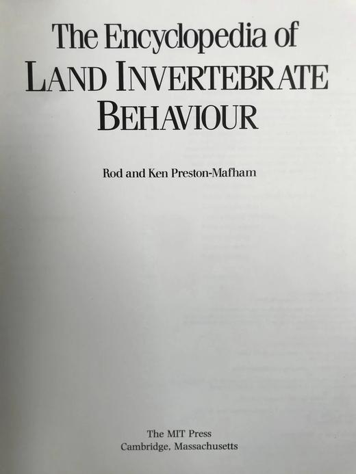 陆地无脊椎动物图解百科全书 数百幅插图 精装16开 商品图2