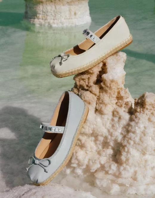 思加图STACCATO幻仙履 休闲大麦鞋  EVC02 商品图0