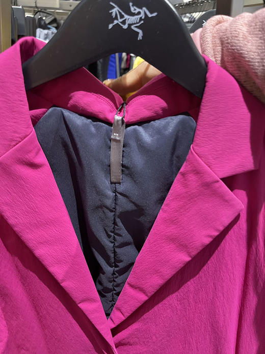 ARC'TERYX/始祖鸟 Aylen Insulated 女士保暖商务西装棉服29754 商品图1