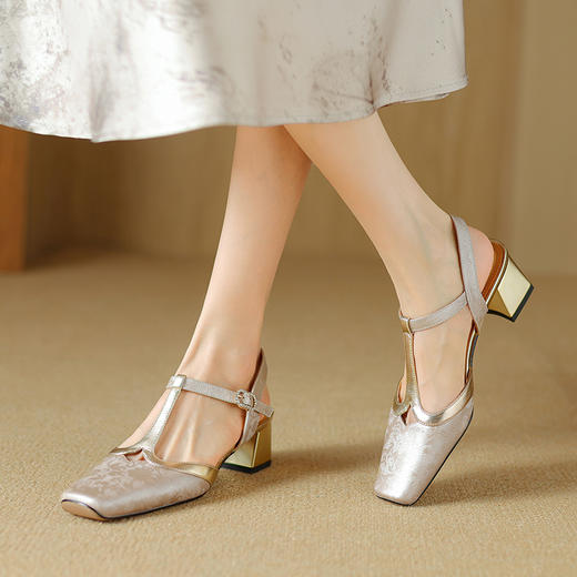 【预售5天】复古国风，头层牛皮优雅后空凉鞋DPJ&2735 商品图9