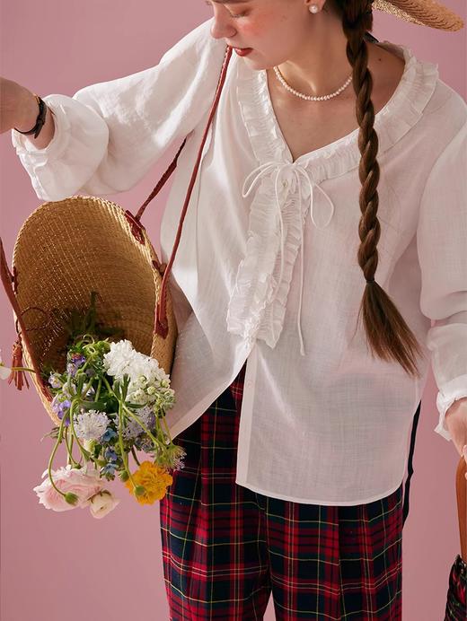 浮生八记/24A008/复古全亚麻全棉玫瑰花边V领系带小衫 商品图1