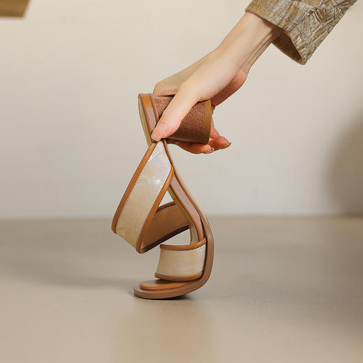 【预售5天】时尚简约，国风丝绸头层牛皮粗跟高跟凉拖DTN&A896-3 商品图2