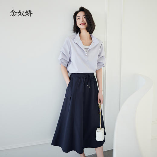 【商场同款】CNV5493 “ 晨雾紫造型衬衫 ”  晨曦紫柔和娴静 大H廓形包容性好,不显腰腹 气泡袖优美又独特，把休闲与浪漫挥洒得轻盈自如 商品图2