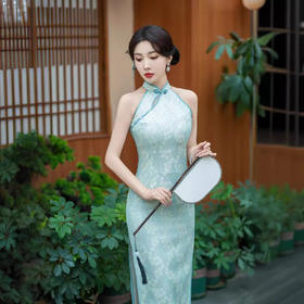 改良性感挂脖，无袖蕾丝新中式旗袍ZA1901