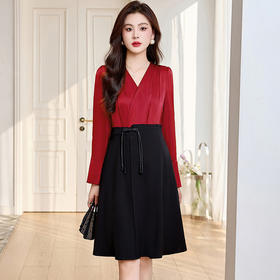 HRWM5803-192024年春季上新气质时尚优雅舒适透气收腰显瘦V领中长款连衣裙