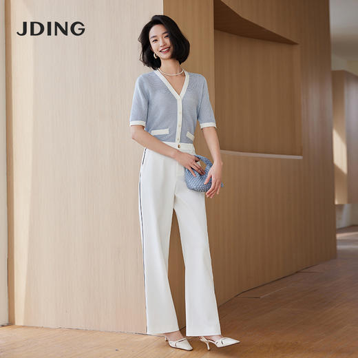 【商场同款】CJTJ414 “ 直筒拼接通勤裤 ” 基础白色 搭配没有局限  廓形松弛 自由度高 抖垂高密度防透面料 穿着舒适 立体显腿长 商品图5