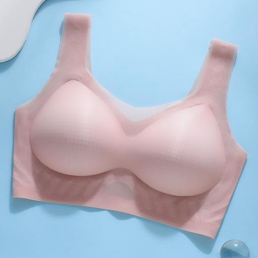 【新品福利！买1送1！】夏日超薄冰丝内衣，超舒适防滑不勒，40度无惧。丝滑贴身，美背收副乳，无痕无钢圈更舒适。透气感十足，清新薄透一触即凉，给肌肤好好的降个温！ 商品图7