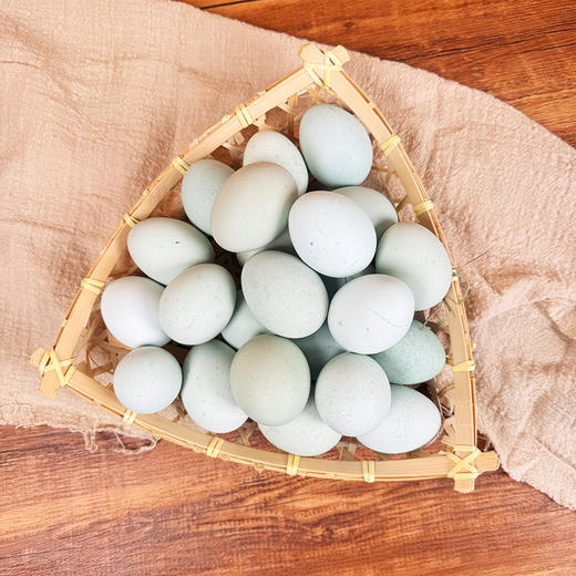 奔牛沈小亚纯散养绿壳鸡蛋45枚 商品图5