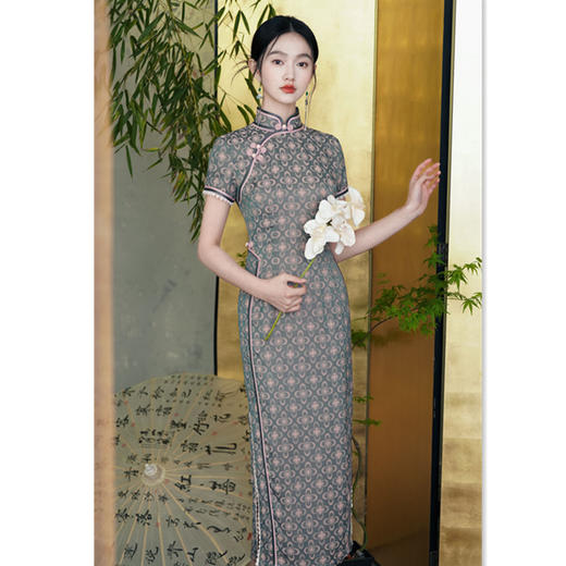 SKY苏州旗袍厂家批发2024夏季新款复古国风改良新中式长款提花旗袍裙 商品图3