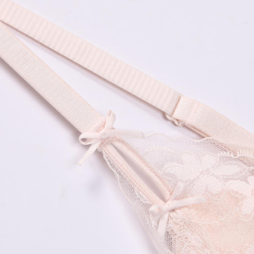 都市丽人自然舒适内衣女蕾丝文胸B杯适穿3/4杯薄款无钢圈三排扣LB42C6 商品图5