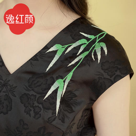 【多件多折】逸红颜竹灵2026年夏季新款黑色连衣裙女连肩袖提花缎新中式改良 商品图3