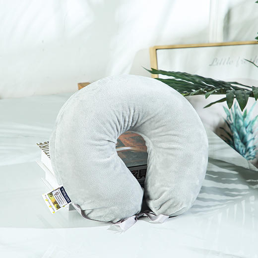 RoyalLatex泰国天然乳胶U型护颈椎枕头男女飞机旅行便携午睡枕 商品图1