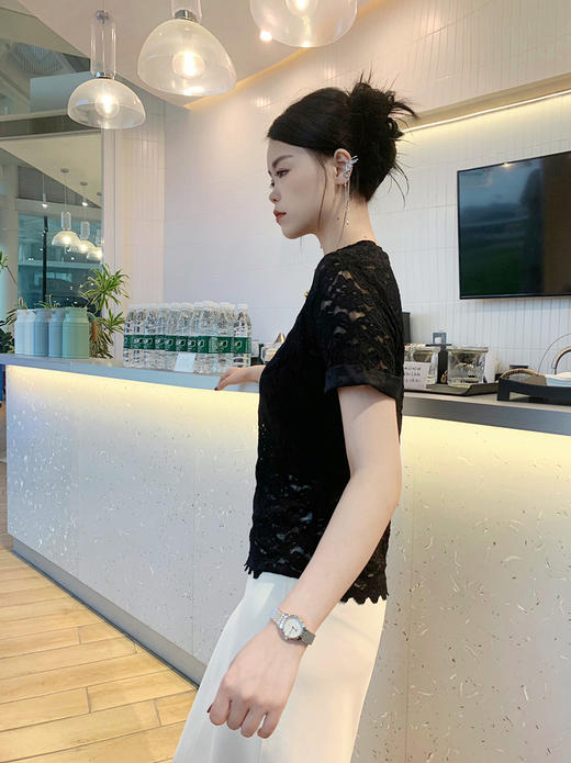 圆领装饰订珠蕾丝花短袖衫 3522040012 商品图4