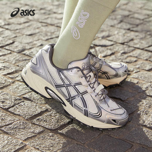 ASICS亚瑟士男女情侣款时尚百搭运动休闲鞋GEL-KAHANA TR V4运动老爹鞋1203A497 商品图1