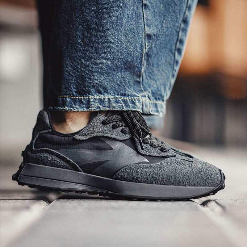 马登黑武士老爹鞋男春季新款黑色厚底运动休闲百搭潮鞋复古慢跑鞋