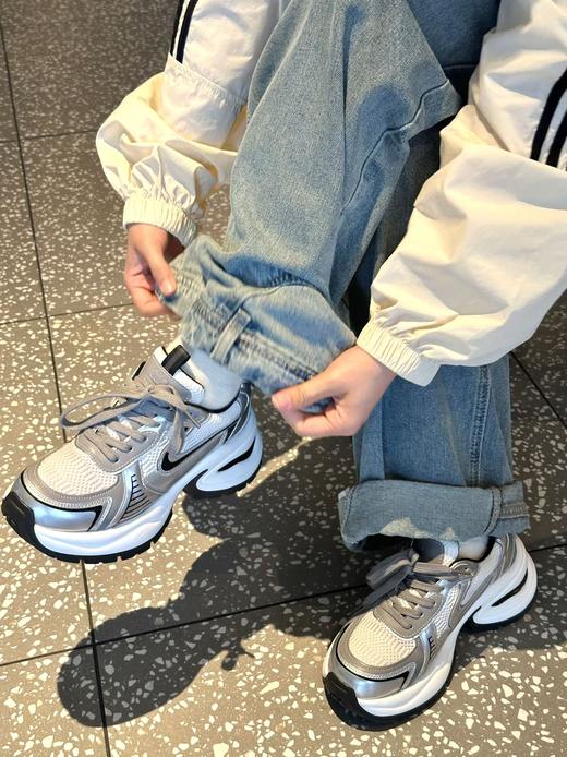 【AITA】时尚做旧增高老爹鞋女复古不规则设计运动休闲鞋 商品图3