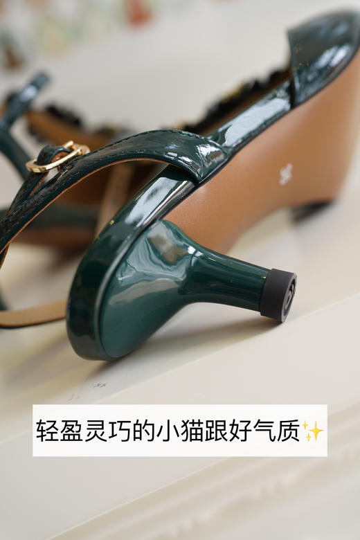 优雅时髦小尖头猫跟鞋 双色漆牛皮鞋面；里垫 牛皮柔软舒服不磨脚 复古气质摩登，5cm跟高上脚舒适不累脚 通勤出游春夏秋三季可穿 商品图5