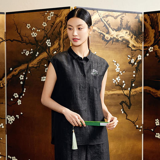 玳莎轻奢香云纱包肩袖衬衫女夏季新款绣花设计感优雅气质无袖上衣  EB31002 商品图0