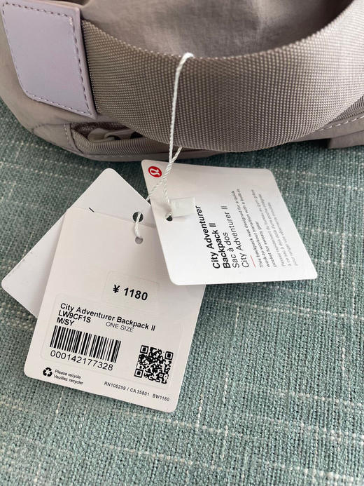 新色！lu家蕞实用双肩包书包！2款容量可选丨大号有独立15寸电脑仓！表面肌理感+真空环氧电镀logo五金！质感无敌❗ 日本ykk拉头+品牌特定拉尾，随意对比！内附水壶兜！健身徒步一包搞定！ 商品图3