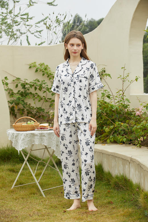 【单件6折/2件5折】【秀黛】女水墨印花短袖长裤套装女士夏季短袖长裤睡衣家居服ML554011T【门店同款】 商品图3