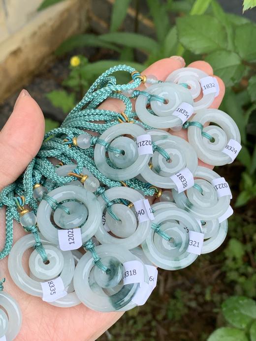 【直播大场福利】冰种飘花子母扣吊坠 平安吉祥 随机发货 含证书 商品图6