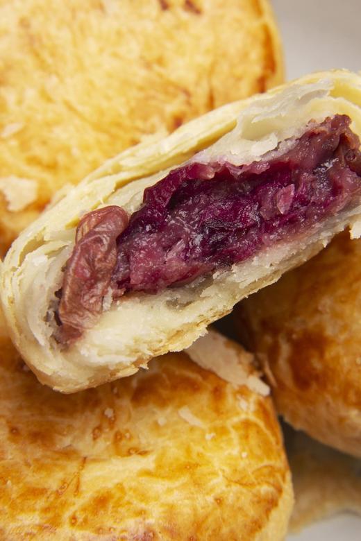 大理头水玫瑰【鲜切玫瑰鲜花饼】现烤做鲜烤，花复馥郁！新鲜花瓣、酥香可口，吃完呼吸都是玫瑰味儿的〜 商品图6