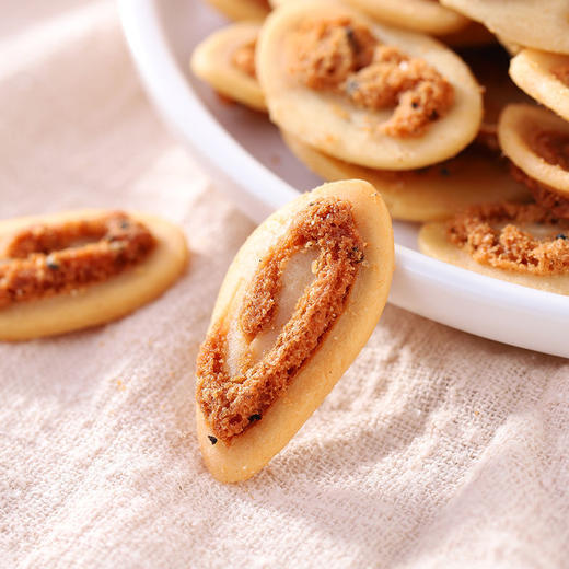 【传承美味！鲜香酥脆猫耳朵酥】入口脆脆香香，营养健康8090怀旧大礼包零食吃货网红小吃休闲食品夜宵小包装芝麻 商品图6