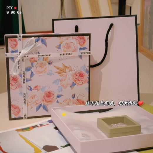 【预售3-5天】甄珠贝 母亲节项链 品质很不错，强光，基本无暇，微生长痕迹，圆度很好饱满，8mm左右的尺寸，非常适合妈妈们佩戴的经典大小 蝴蝶结可脱卸 商品图14