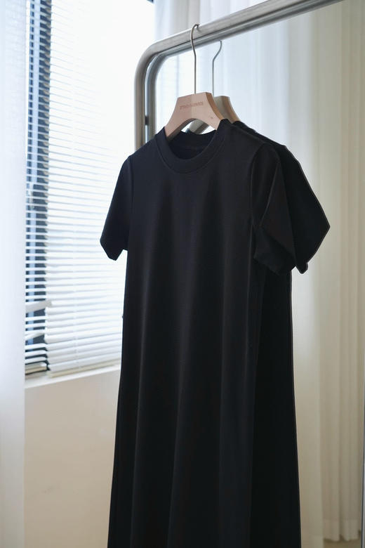 美洋巴黎小黑裙 商品图4